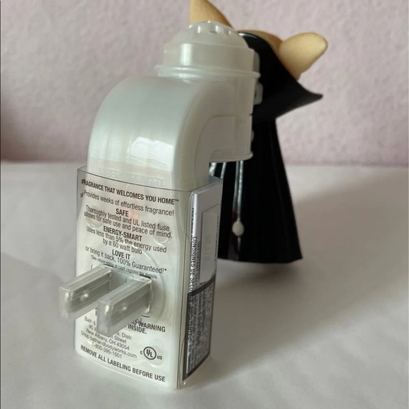 Wallflower Vampire Dog Nightlight - Picture 9 of 9